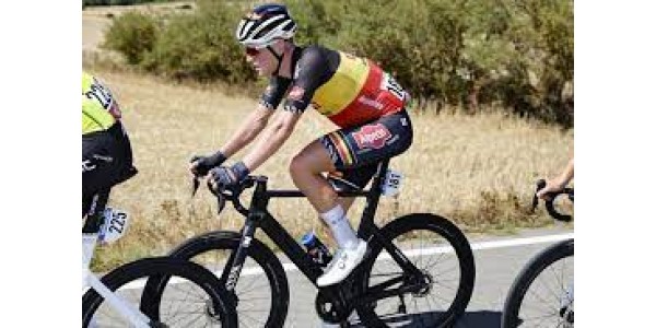Der Vorhang der ersten Etappe der UAE Tour